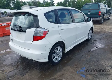 2010 Honda Fit Sport z USA, uszkodzony, nr VIN JHMGE8H41AS026083